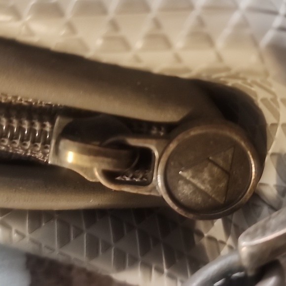 Vintage 80s LIZ CLAIBORNE Crossbody Purse Handbag Small Square Leather Taupe Tan - Picture 3 of 7